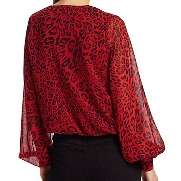 𝅺❤️RED Leopard Top❤️ Gen Love XS - Picture 5 of 5